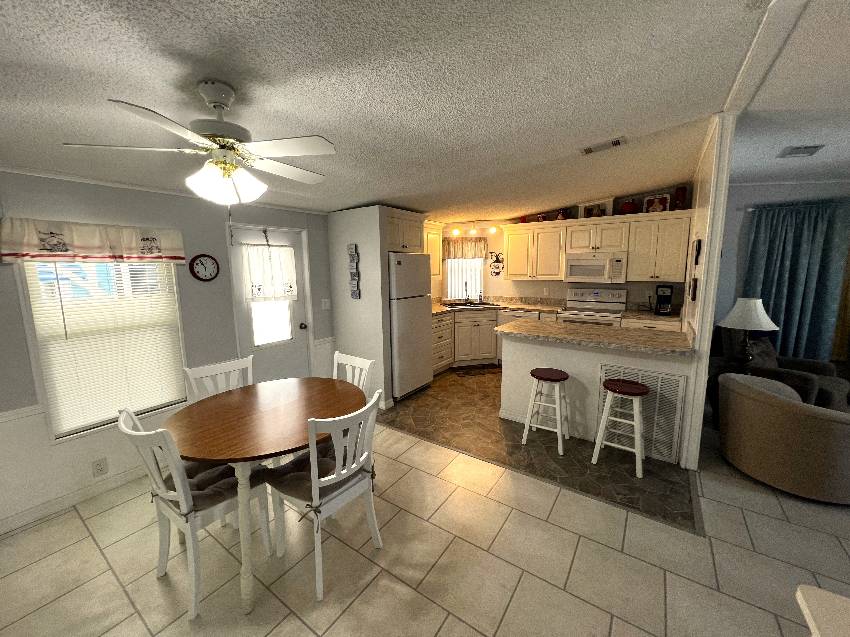 471 S. Putter Circle a Winter Haven, FL Mobile or Manufactured Home for Sale